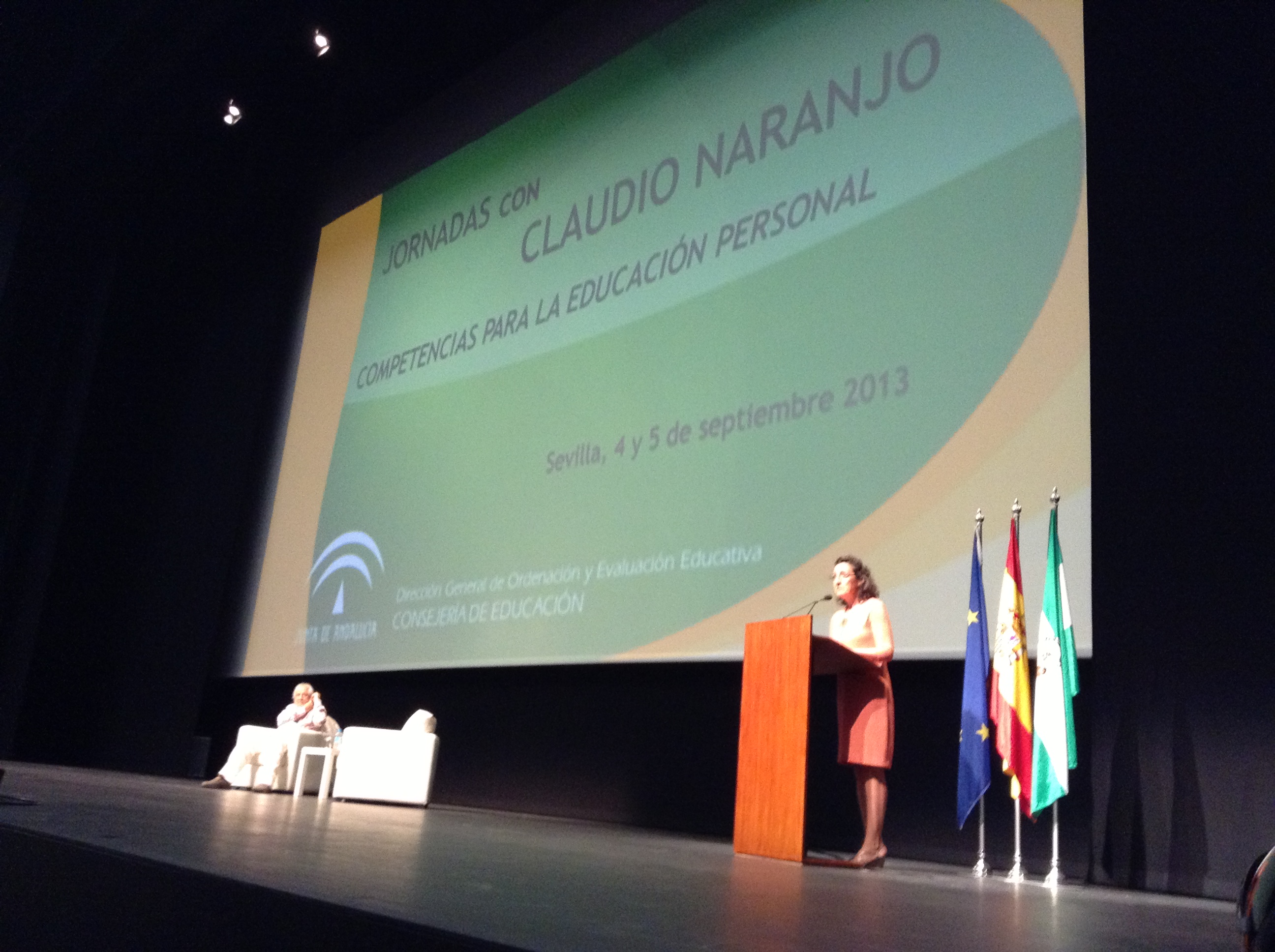 Naranjo es presentado por la directora general de Ordenación y Evaluación, Teresa Barón. 2013-09-04 19.14.52